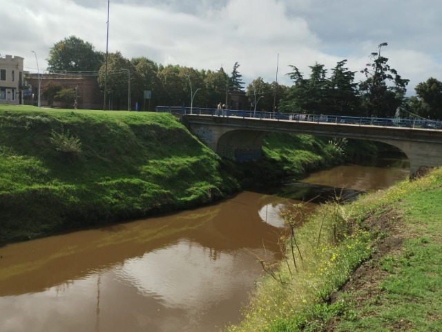 Una mirada al arroyo Tapalqu� y la reflexi�n de una vecina